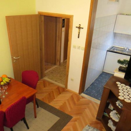 Apartman Jakir Baška Voda Exterior foto