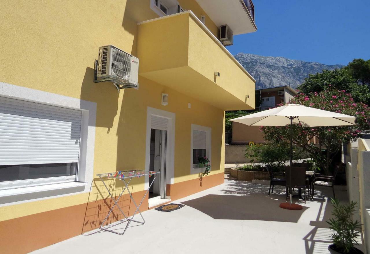 Apartman Jakir Baška Voda Exterior foto
