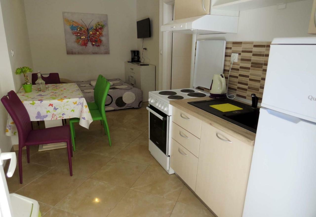 Apartman Jakir Baška Voda Exterior foto