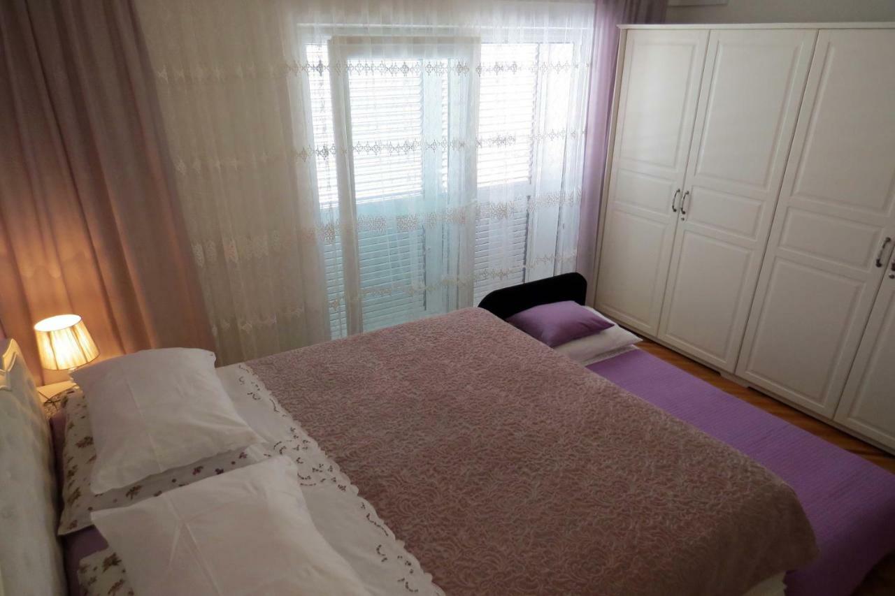 Apartman Jakir Baška Voda Exterior foto