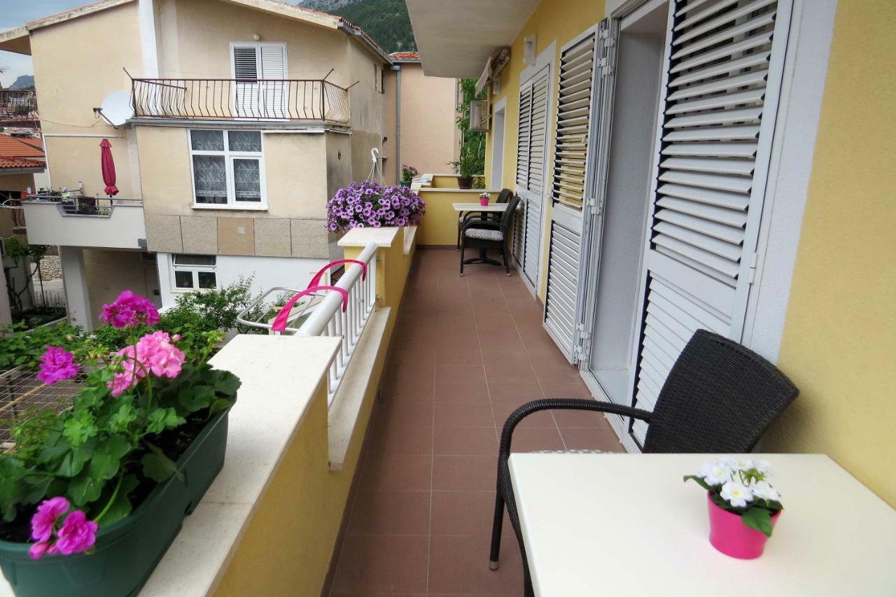 Apartman Jakir Baška Voda Exterior foto
